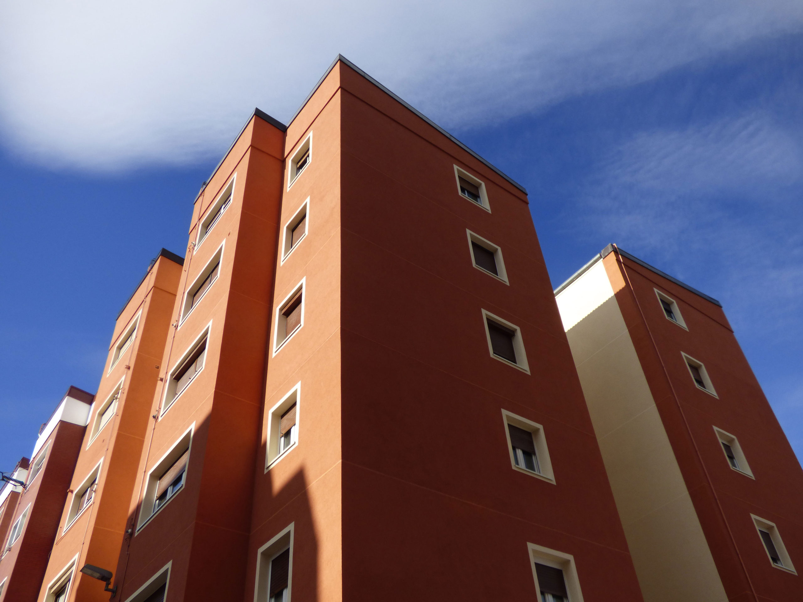 Rehabilitación energética de fachadas y cubierta en Barakaldo
